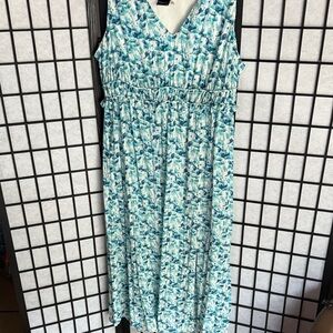 Sleeveless Blue Patterned Dress
